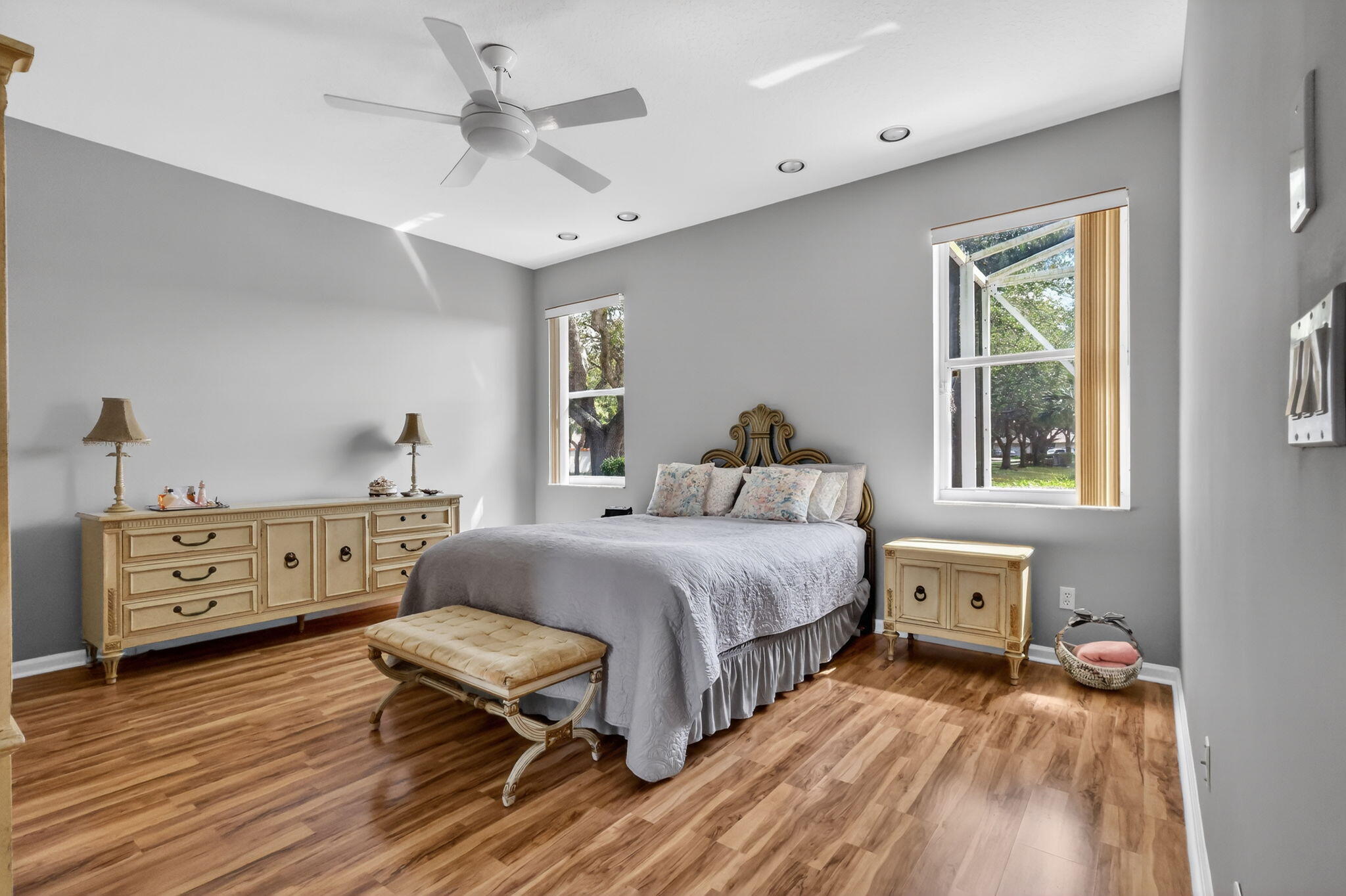 PALM ISLES WEST - Residential