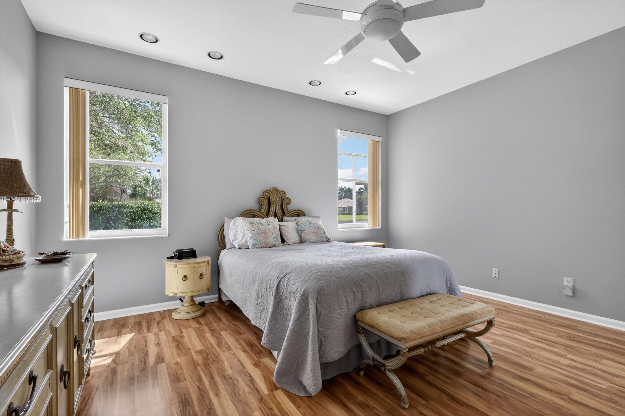 PALM ISLES WEST - Residential