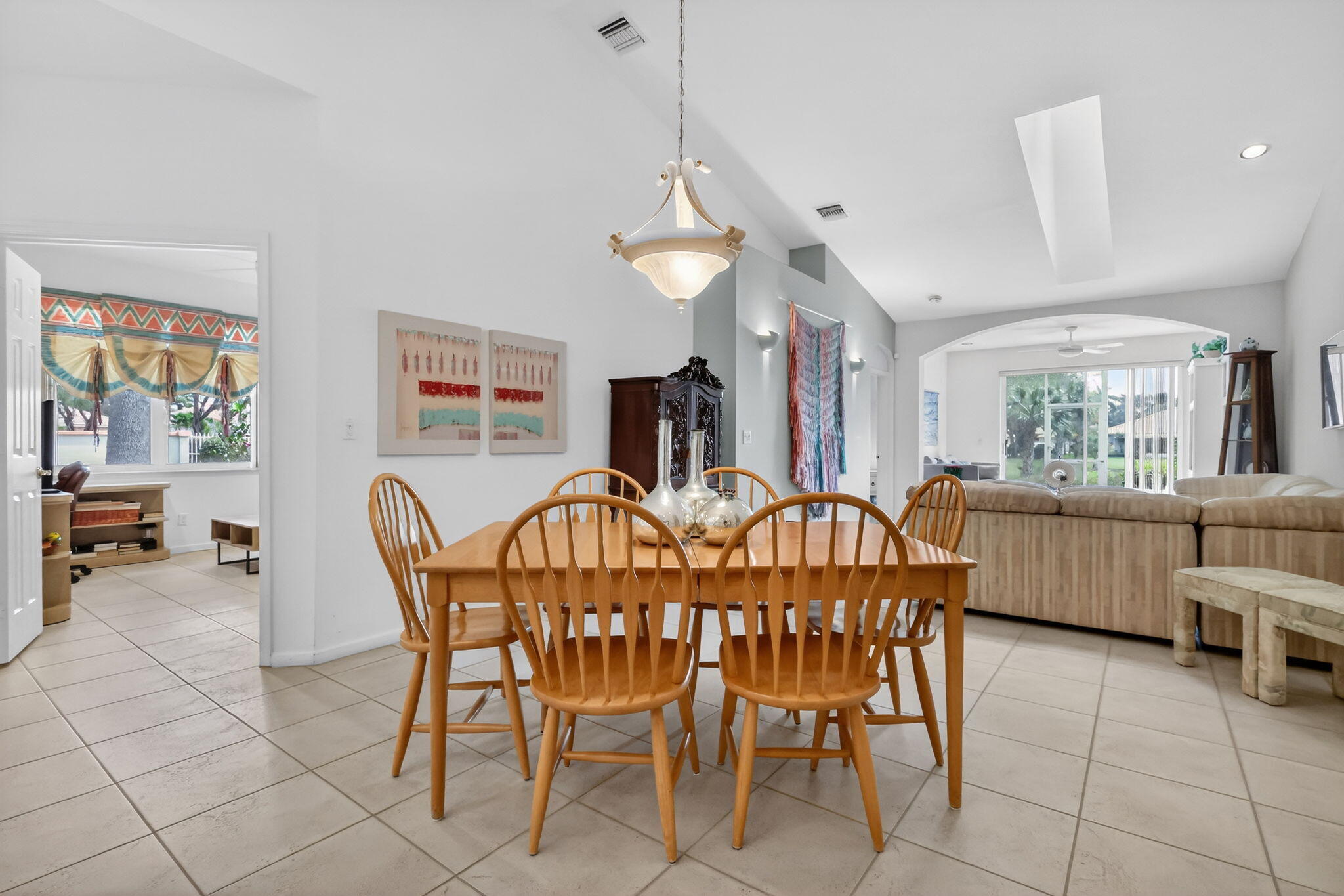 PALM ISLES WEST - Residential