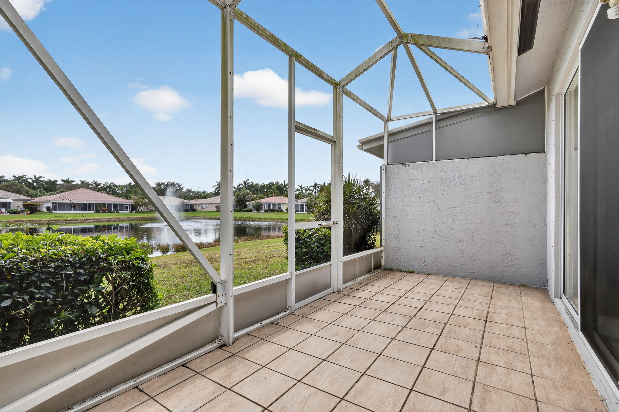 PALM ISLES WEST - Residential