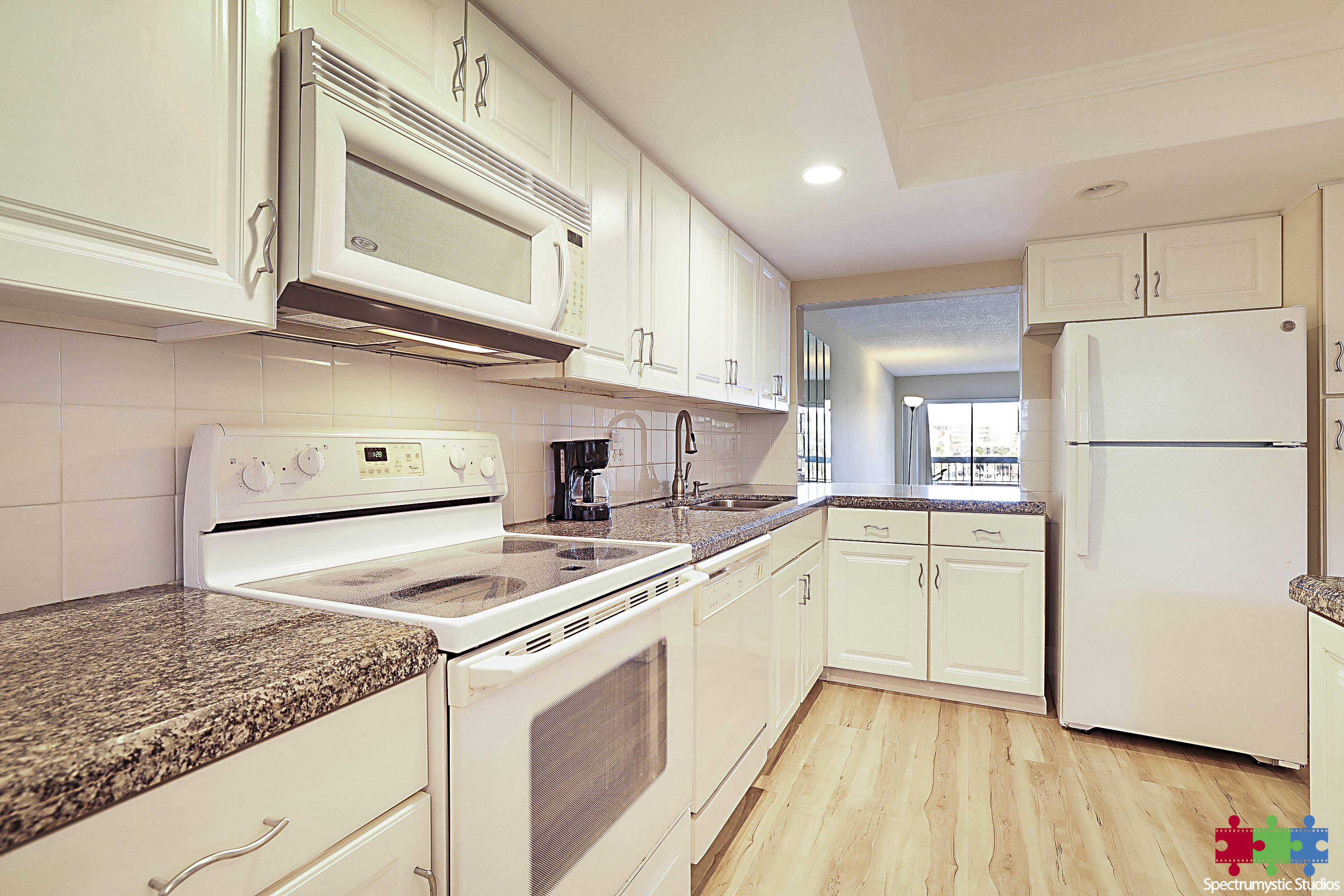 Marina Bay Condo - Residential