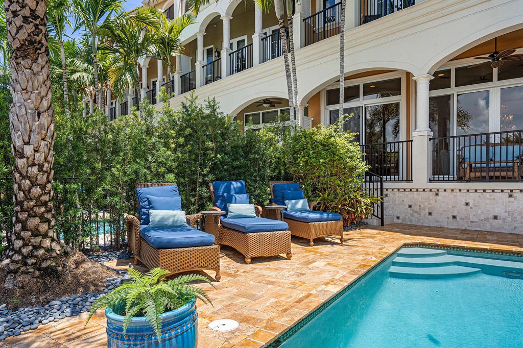 OCEAN VUE - Residential