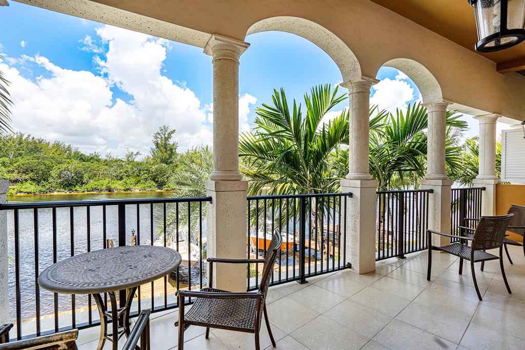 OCEAN VUE - Residential