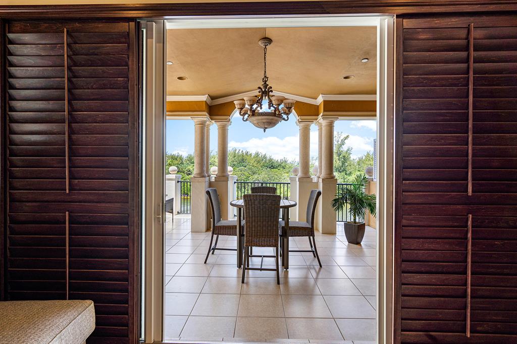 OCEAN VUE - Residential