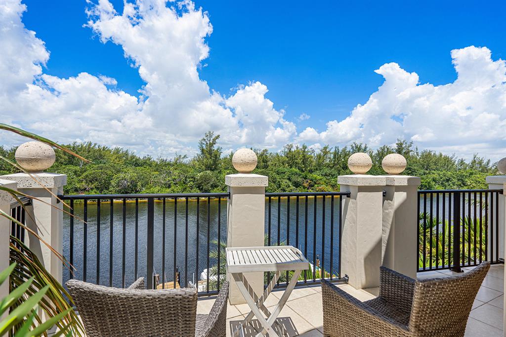 OCEAN VUE - Residential