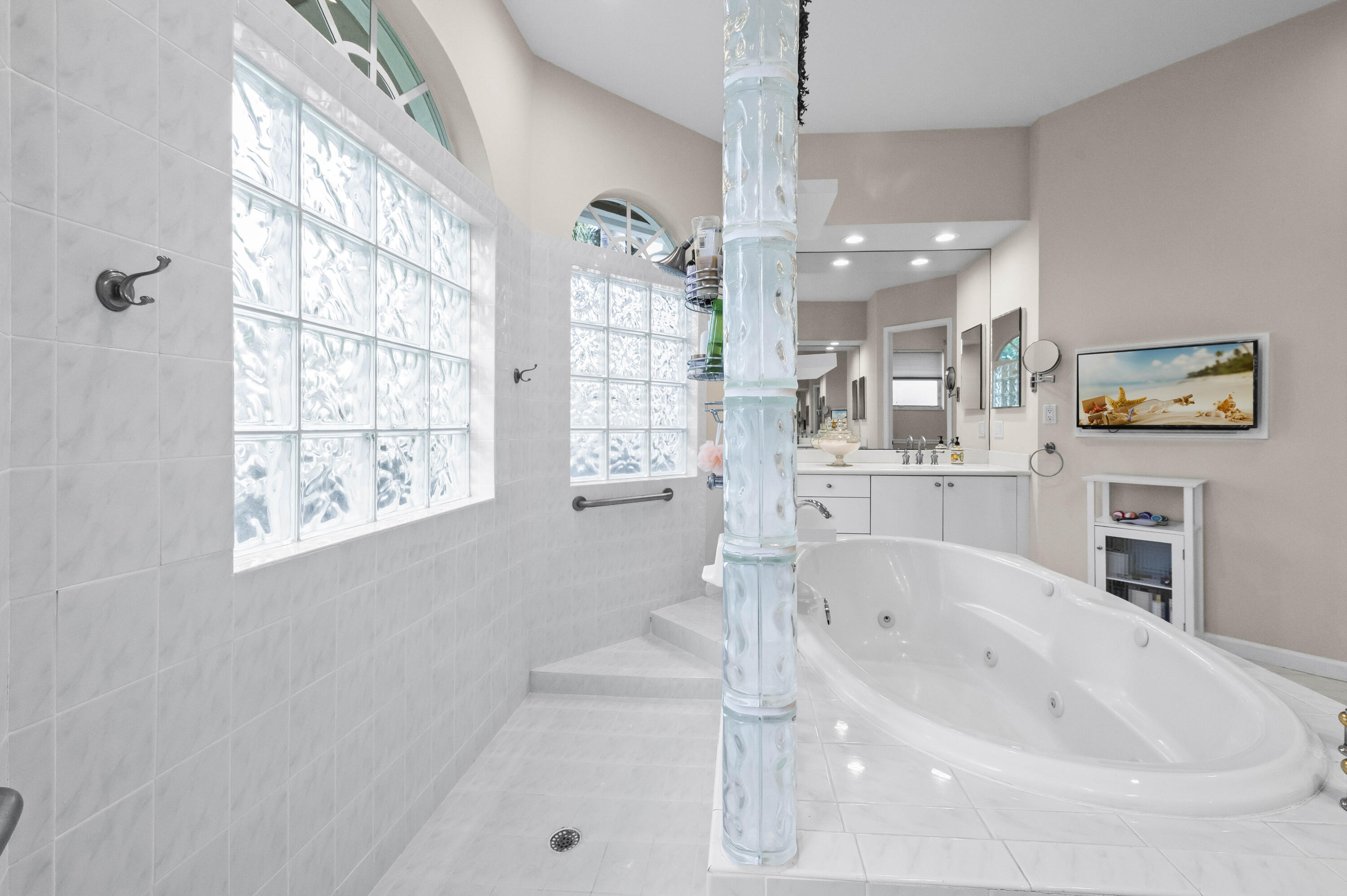 RIO POCO - Residential