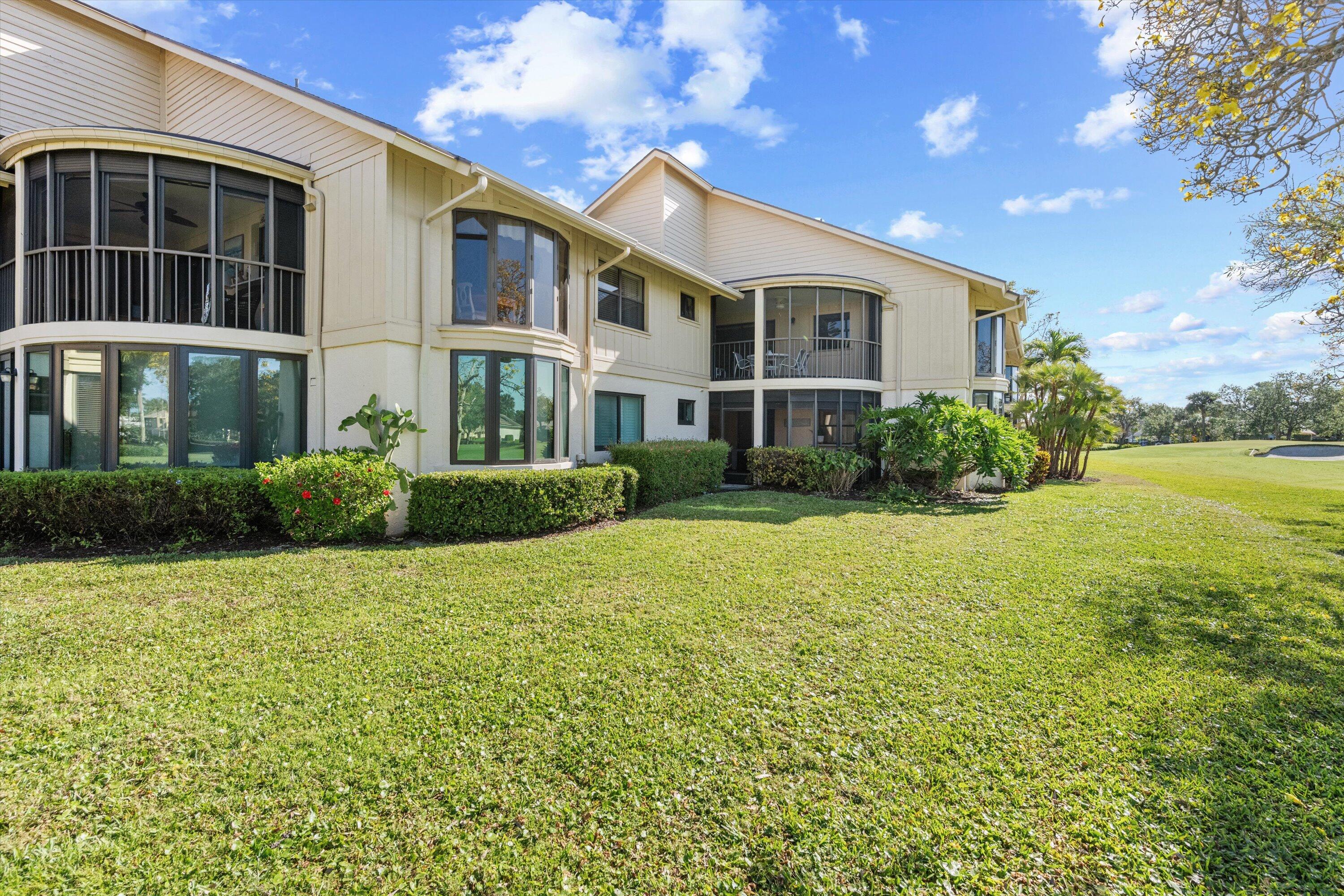 WATERBEND AT JONATHANS LANDING CONDO - Residential