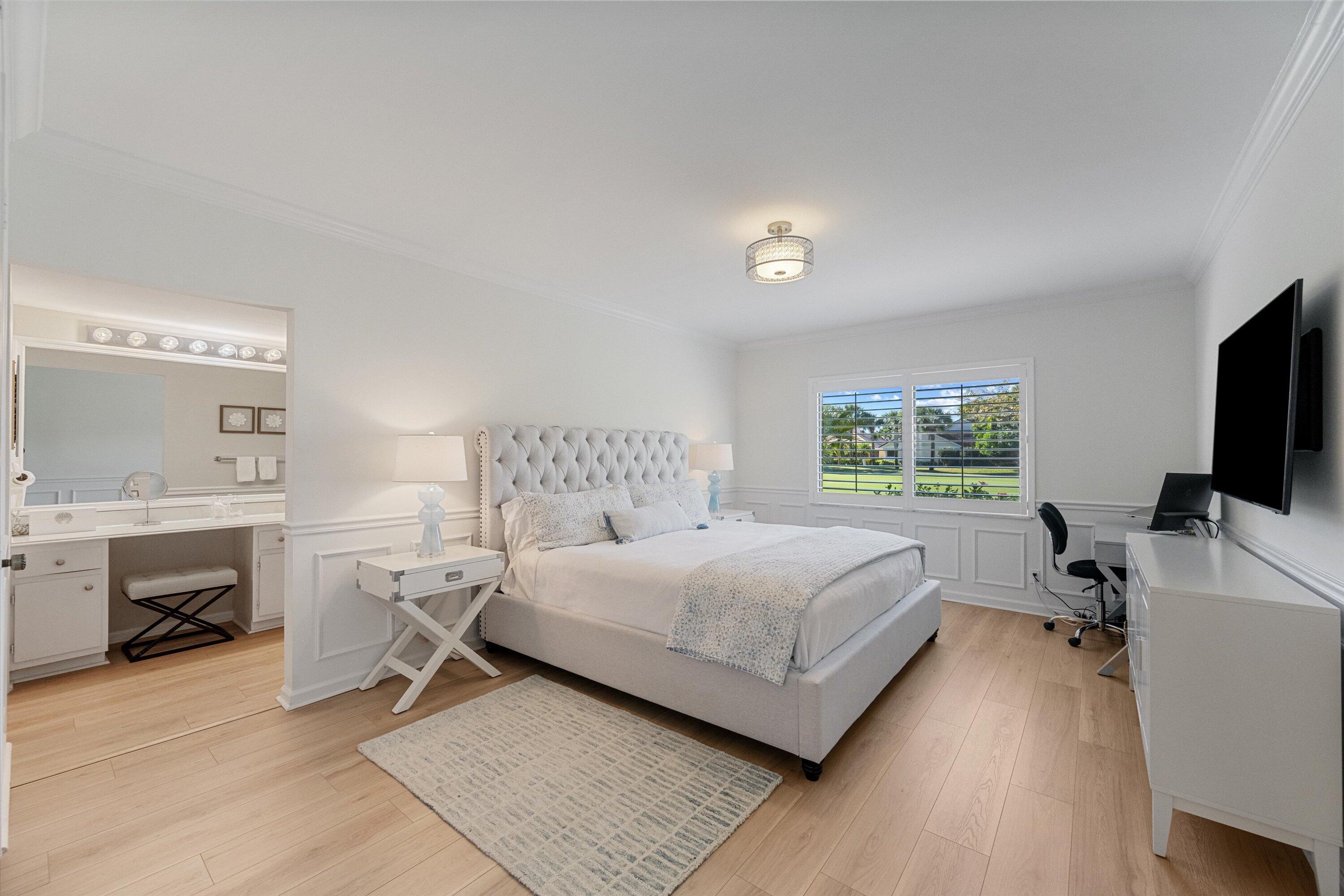 WATERBEND AT JONATHANS LANDING CONDO - Residential