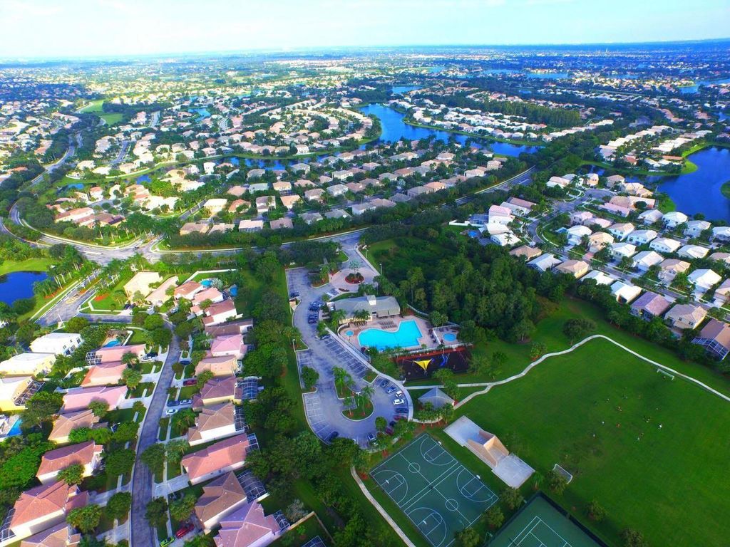 Photo of 6389 Stonehurst Circle Cir, Lake Worth Beach, FL 33467 (MLS # R10785733)