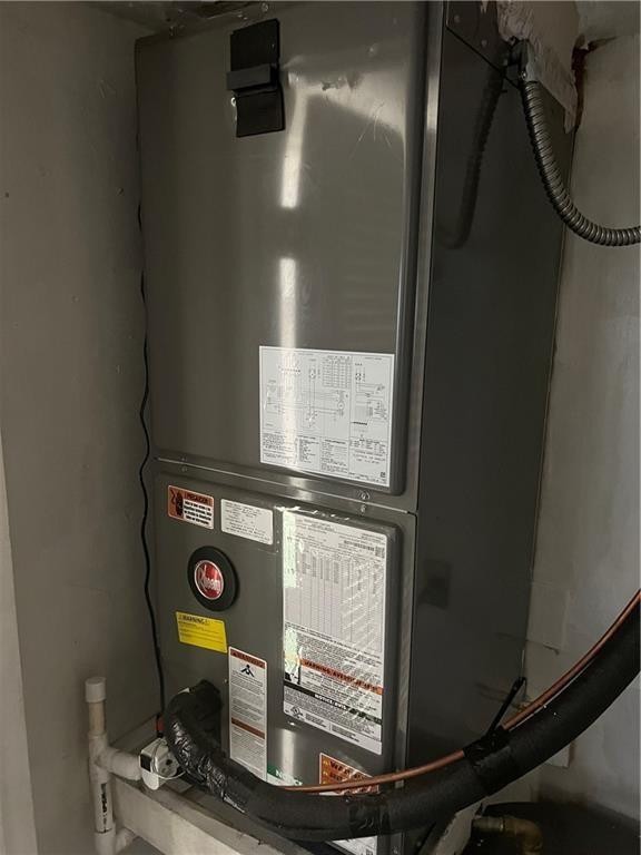 CASTLEWOOD 71-37 B - Residential Income