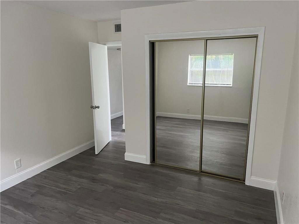 CASTLEWOOD 71-37 B - Residential Income