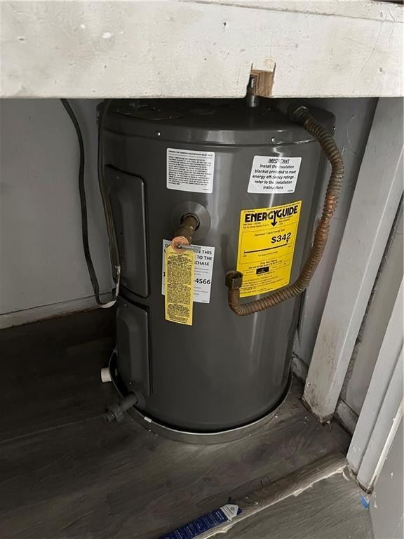 CASTLEWOOD 71-37 B - Residential Income