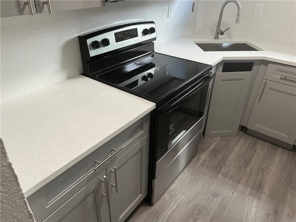 CASTLEWOOD 71-37 B - Residential Income