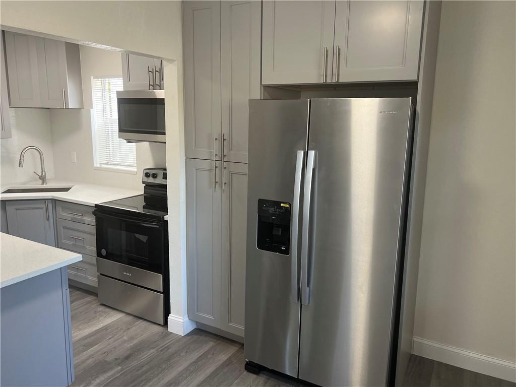 CASTLEWOOD 71-37 B - Residential Income