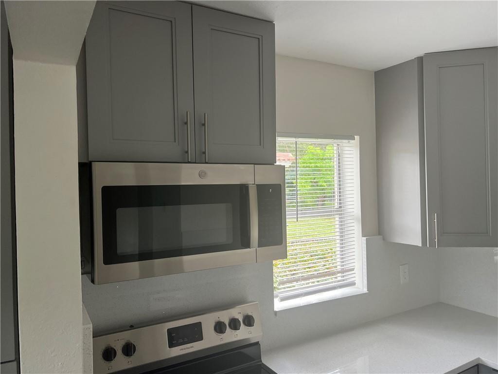 CASTLEWOOD 71-37 B - Residential Income