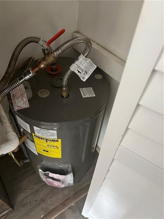 CASTLEWOOD 71-37 B - Residential Income