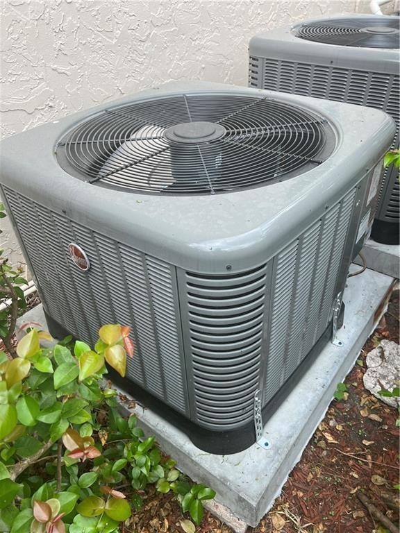 CASTLEWOOD 71-37 B - Residential Income