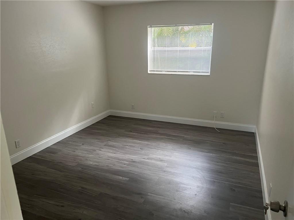 CASTLEWOOD 71-37 B - Residential Income