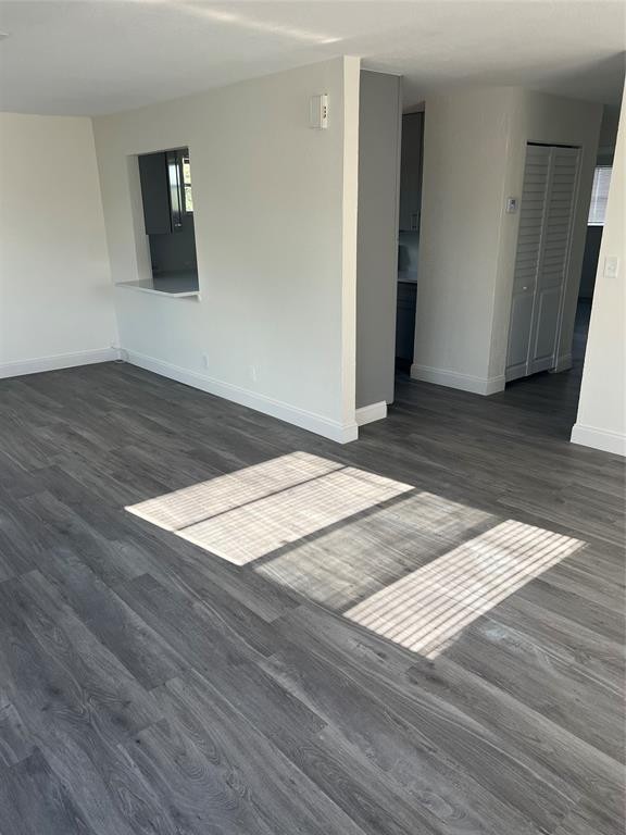 CASTLEWOOD 71-37 B - Residential Income