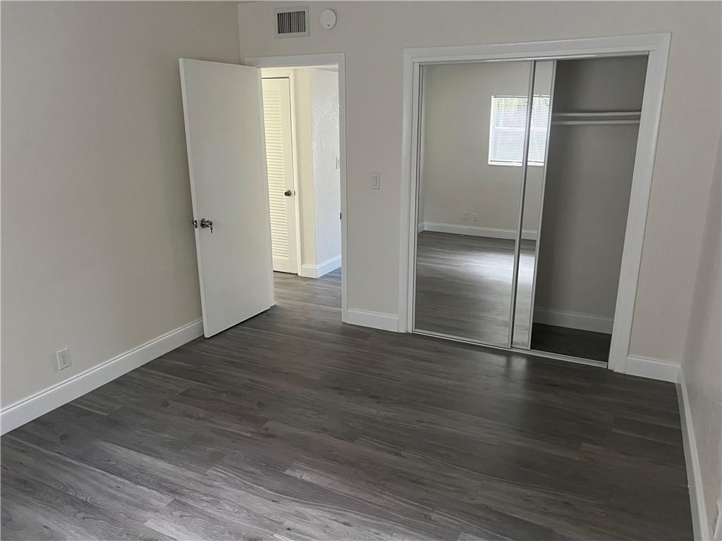 CASTLEWOOD 71-37 B - Residential Income