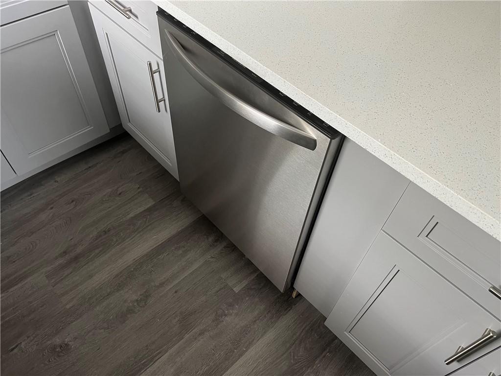 CASTLEWOOD 71-37 B - Residential Income