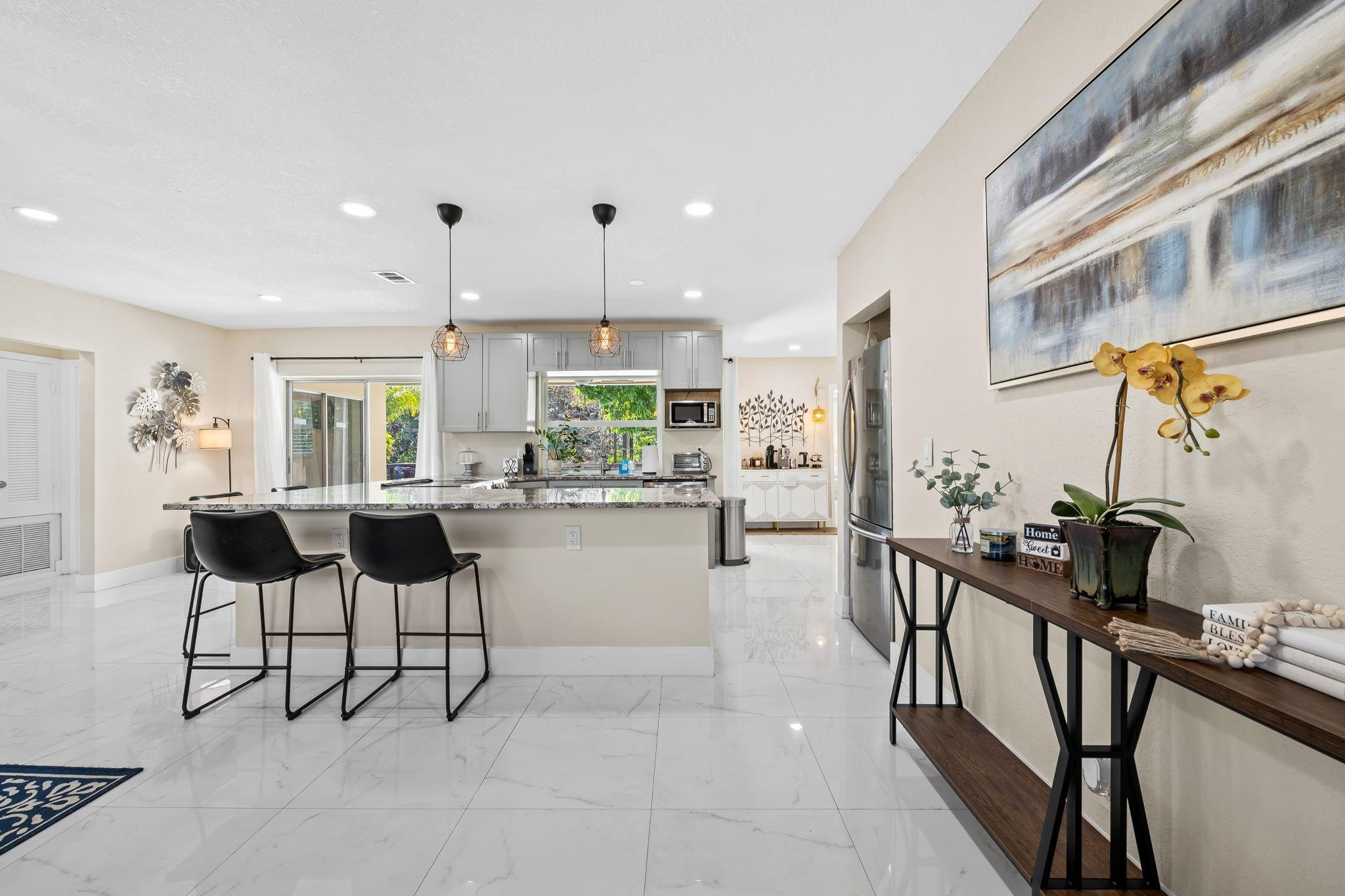 Royal Palm Isles - Residential Lease