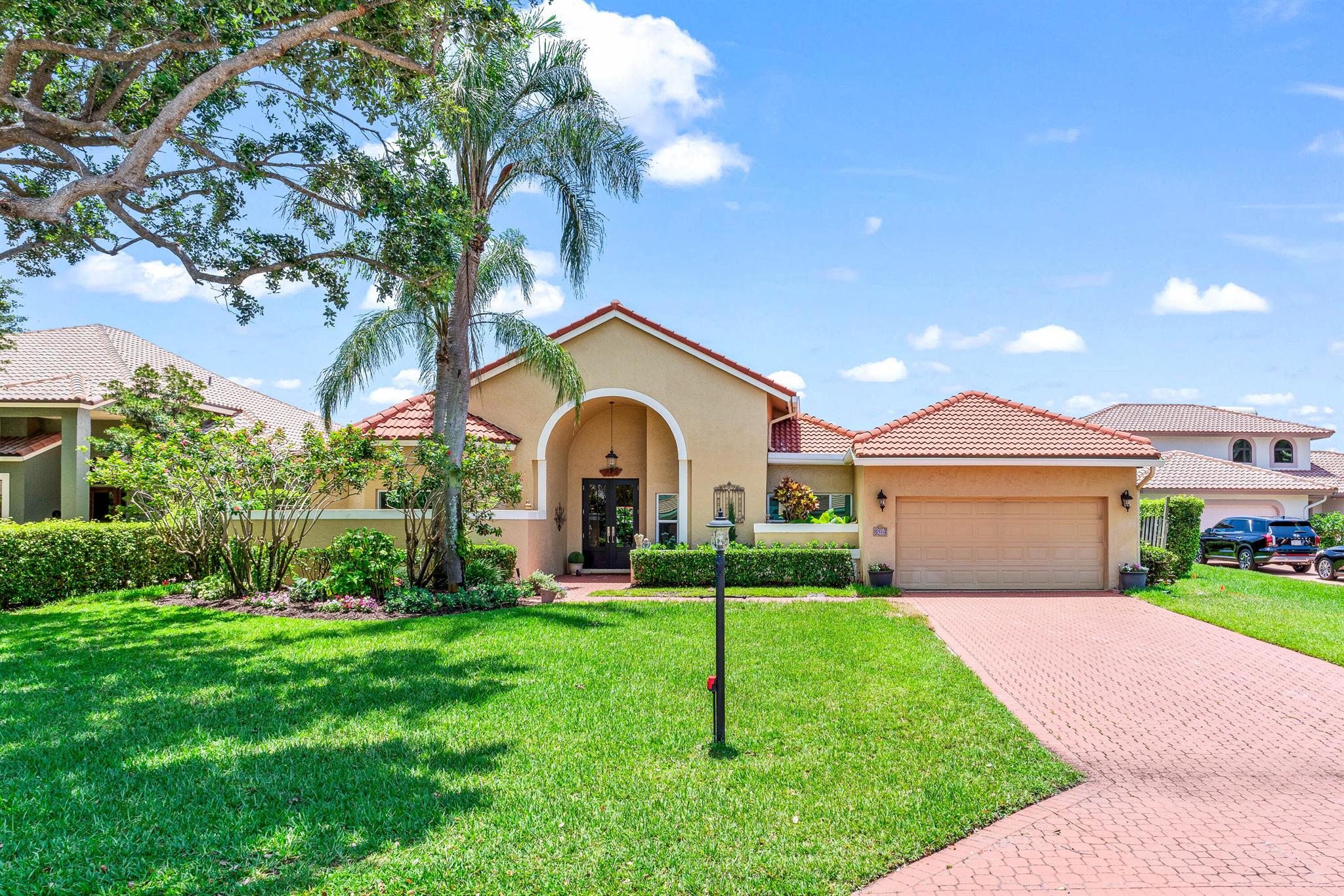 5986 Vista Linda Lane