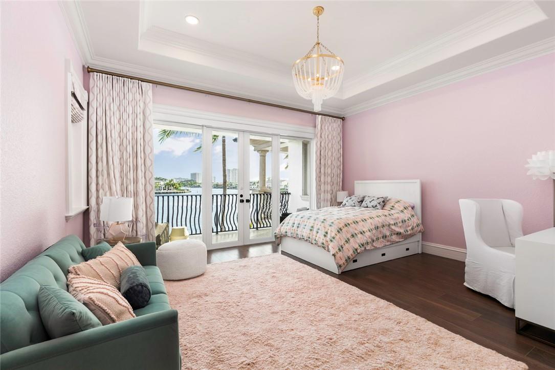 Santa Barbara Shores 33-2 - Residential