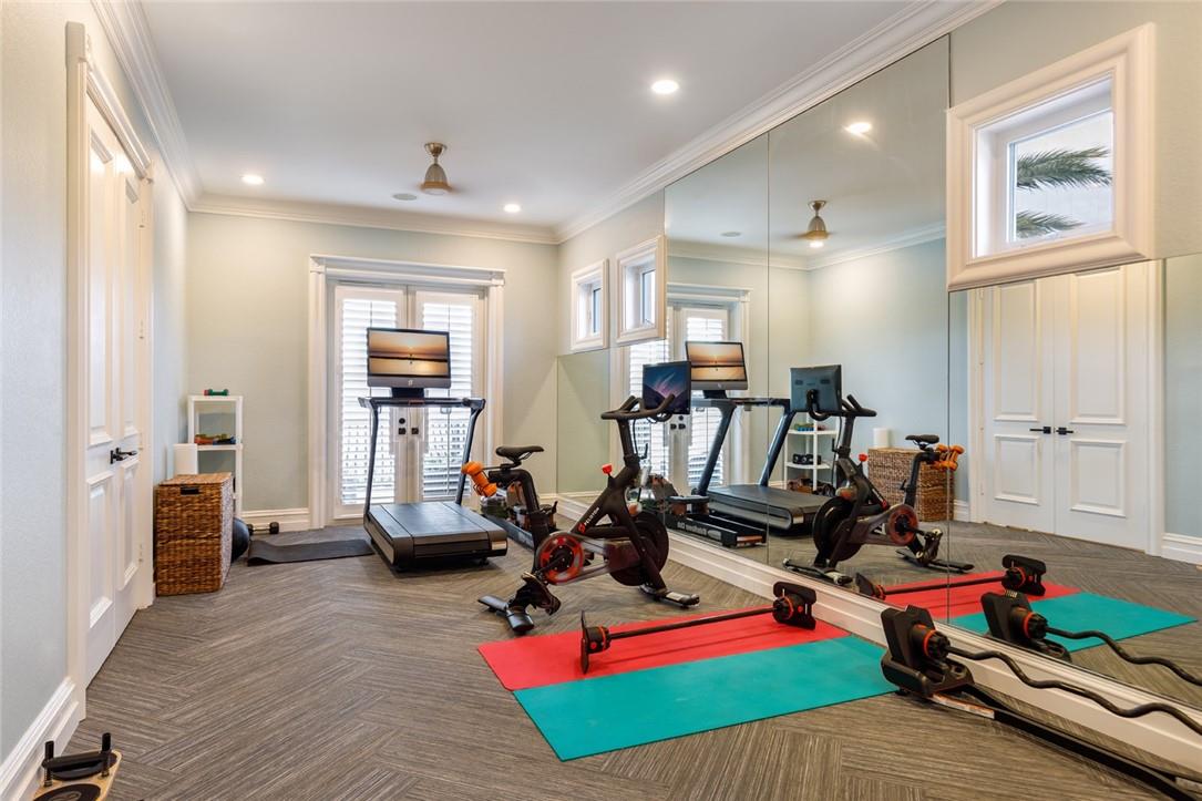 Santa Barbara Shores 33-2 - Residential