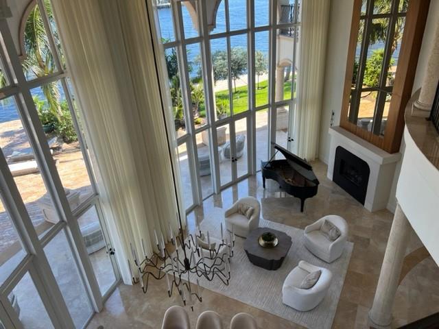 Santa Barbara Shores 33-2 - Residential