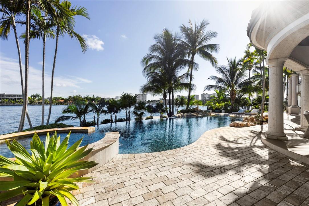 Santa Barbara Shores 33-2 - Residential