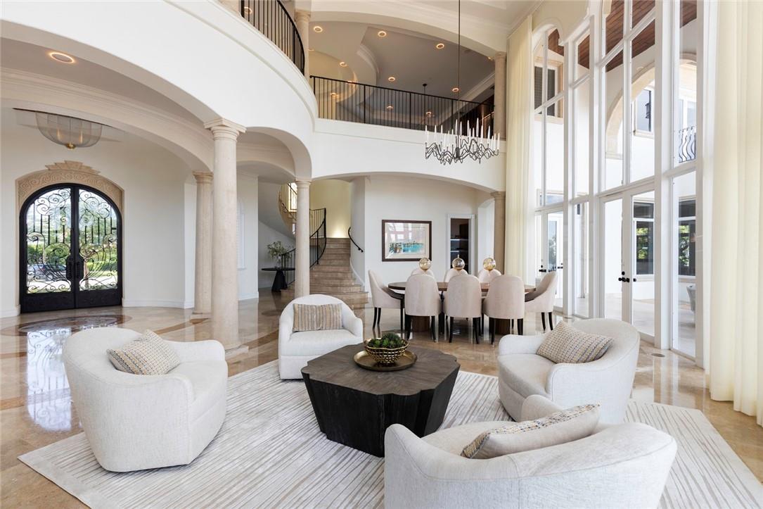 Santa Barbara Shores 33-2 - Residential