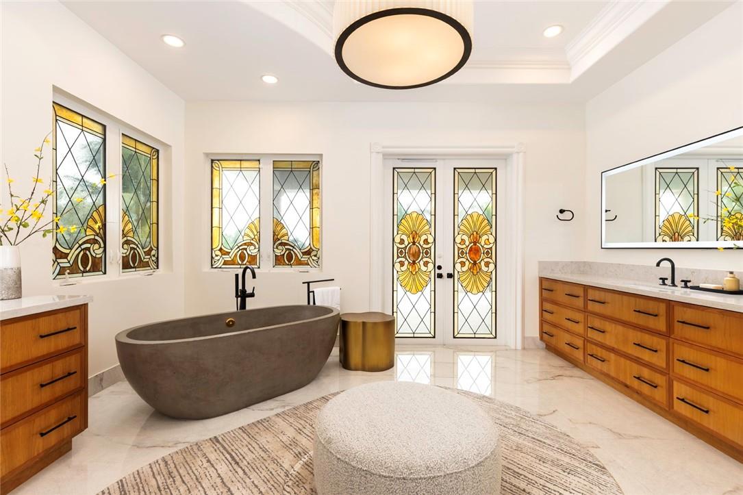 Santa Barbara Shores 33-2 - Residential