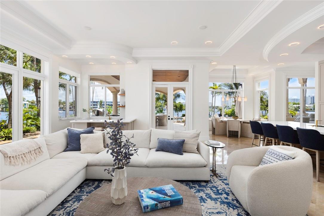 Santa Barbara Shores 33-2 - Residential