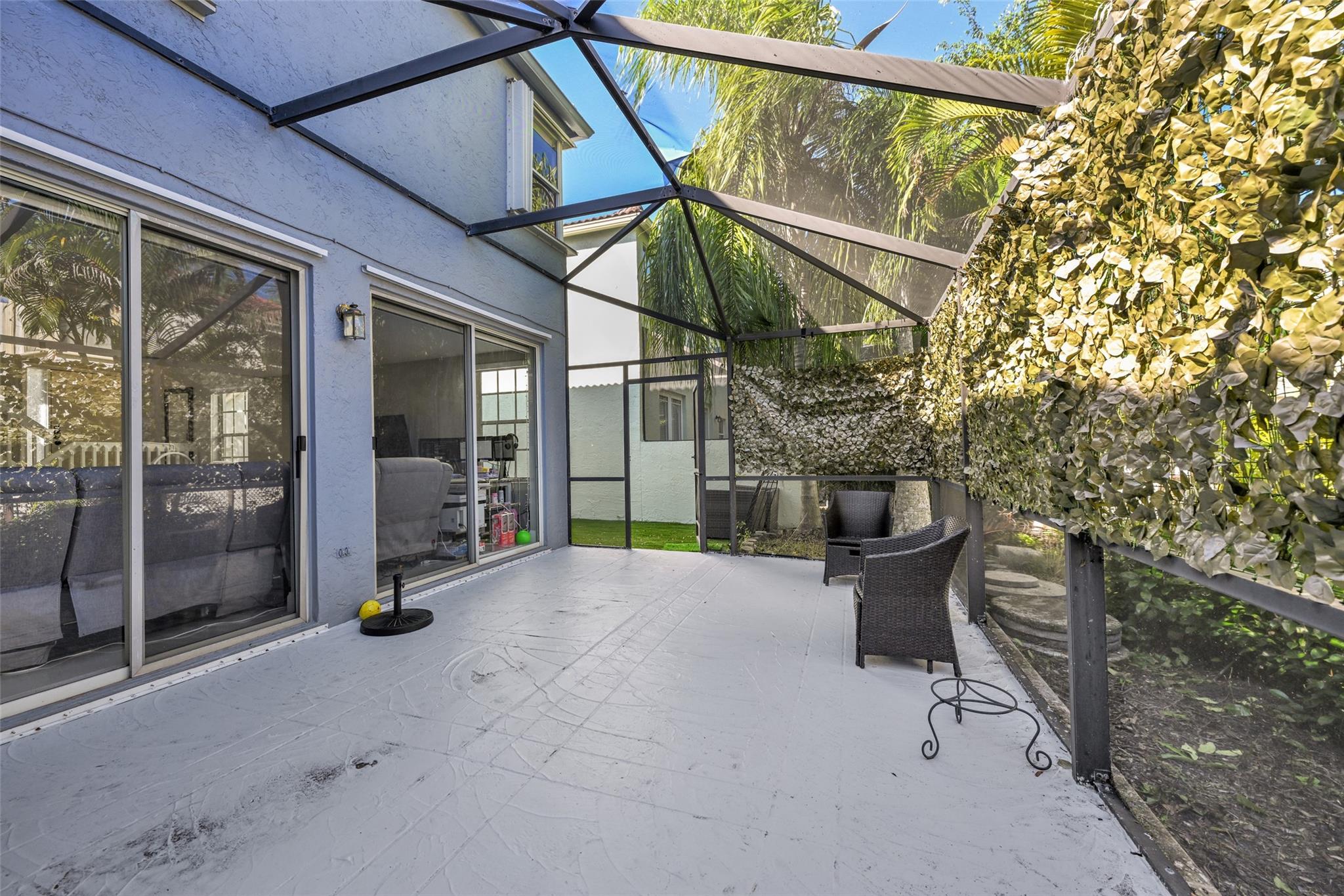 West Glen Manor 145-7 B - Residential