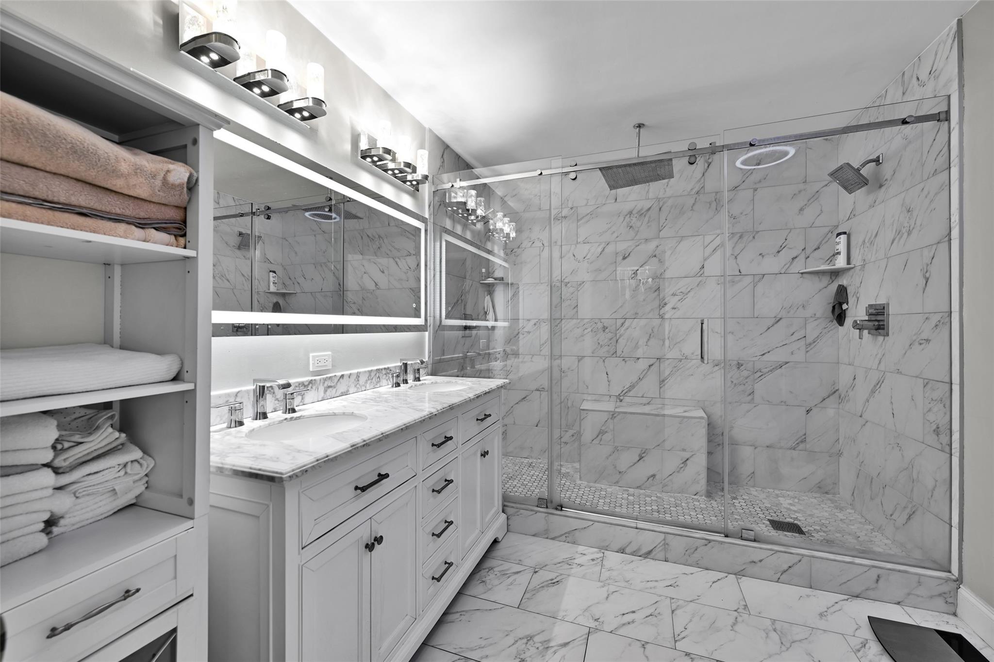 West Glen Manor 145-7 B - Residential