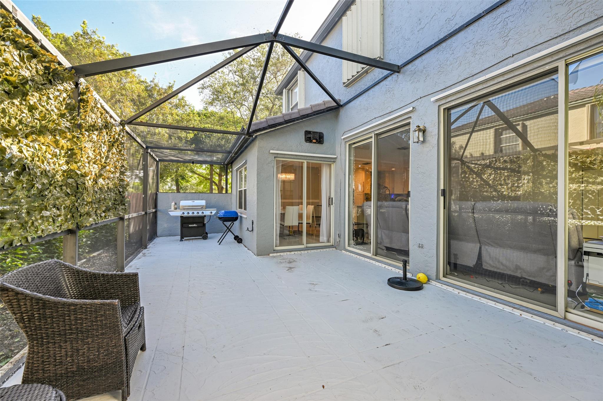 West Glen Manor 145-7 B - Residential