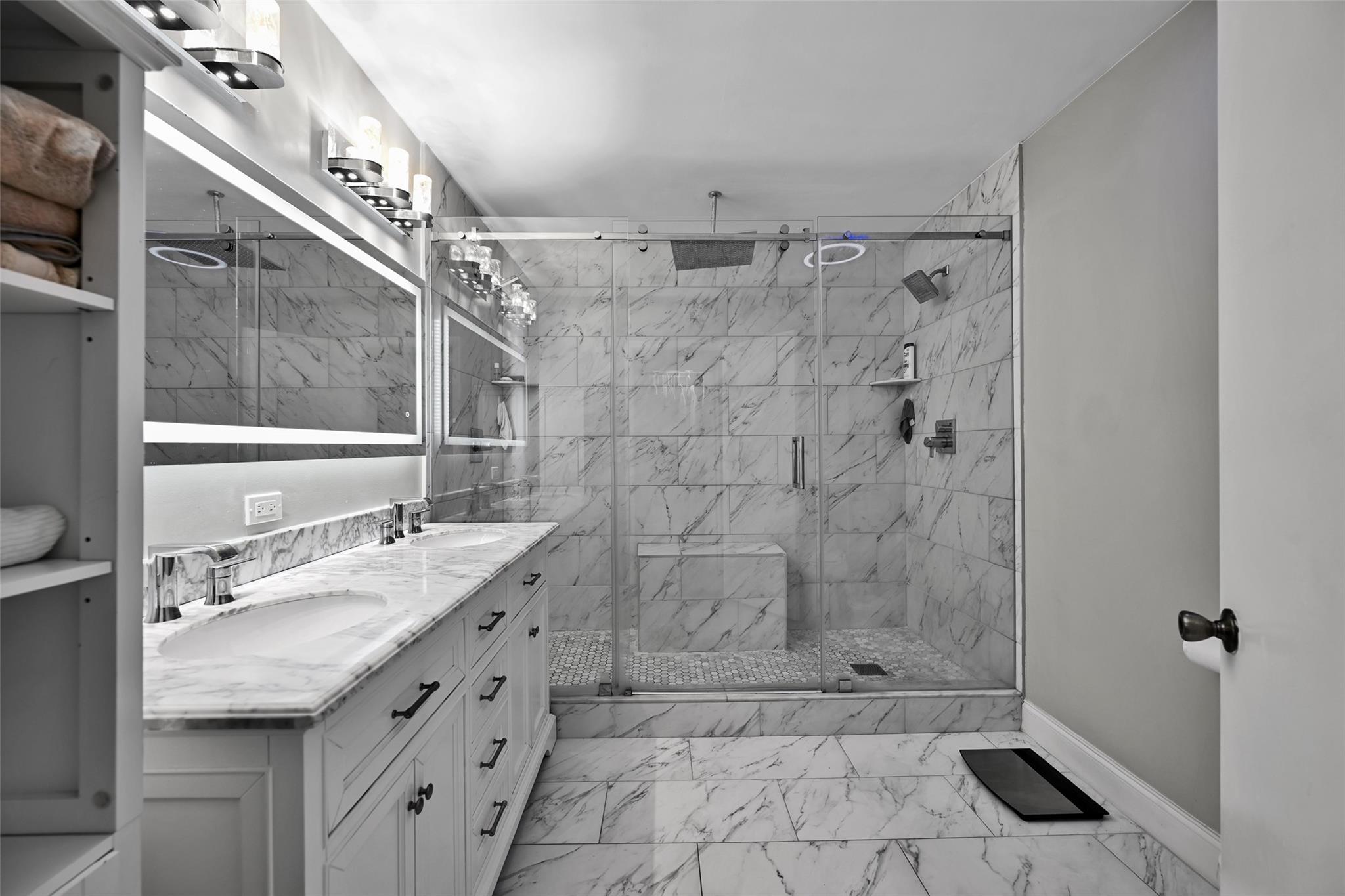 West Glen Manor 145-7 B - Residential