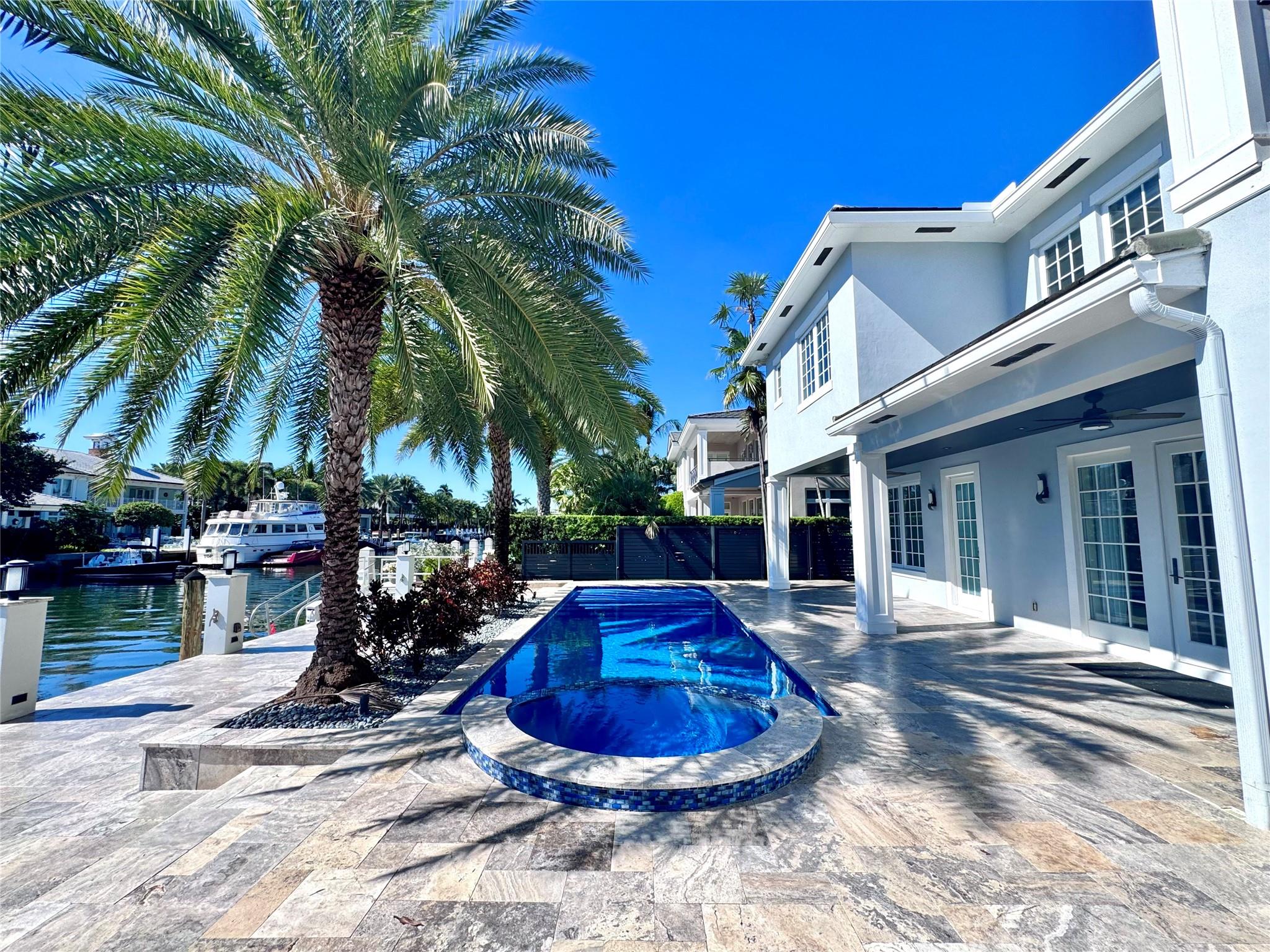 Rio Vista Isles - Residential