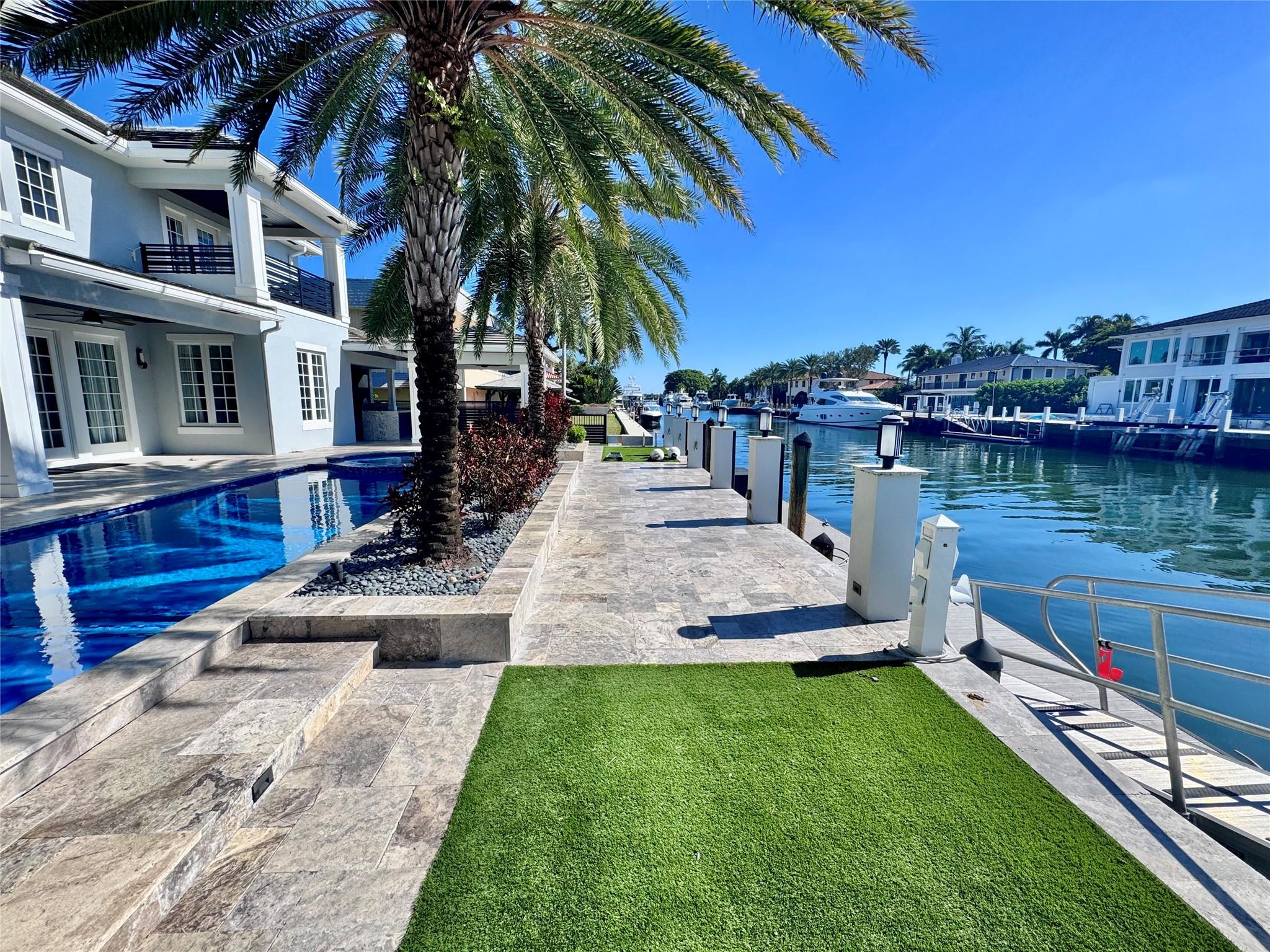 Rio Vista Isles - Residential
