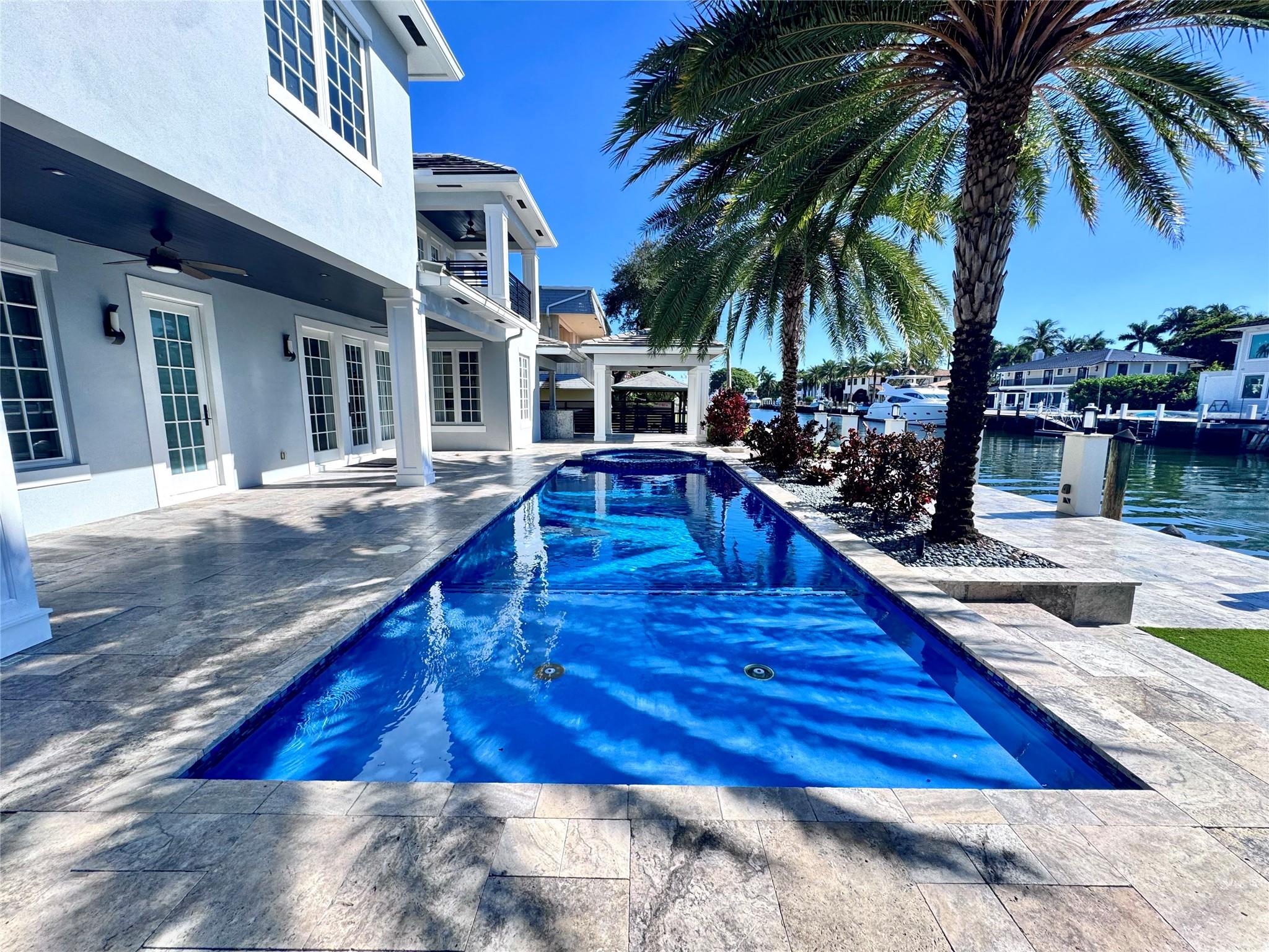 Rio Vista Isles - Residential