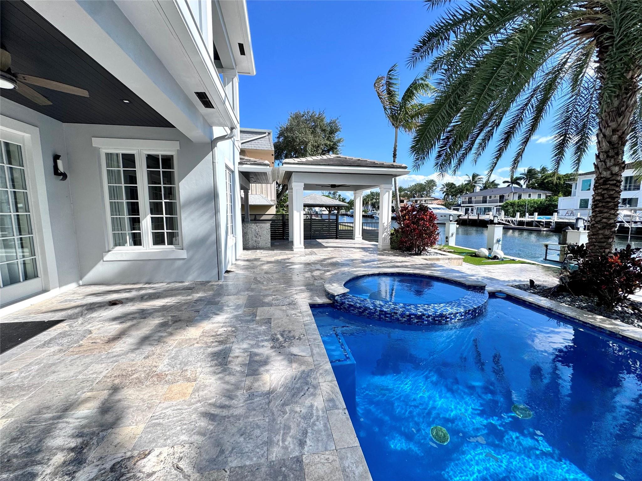 Rio Vista Isles - Residential