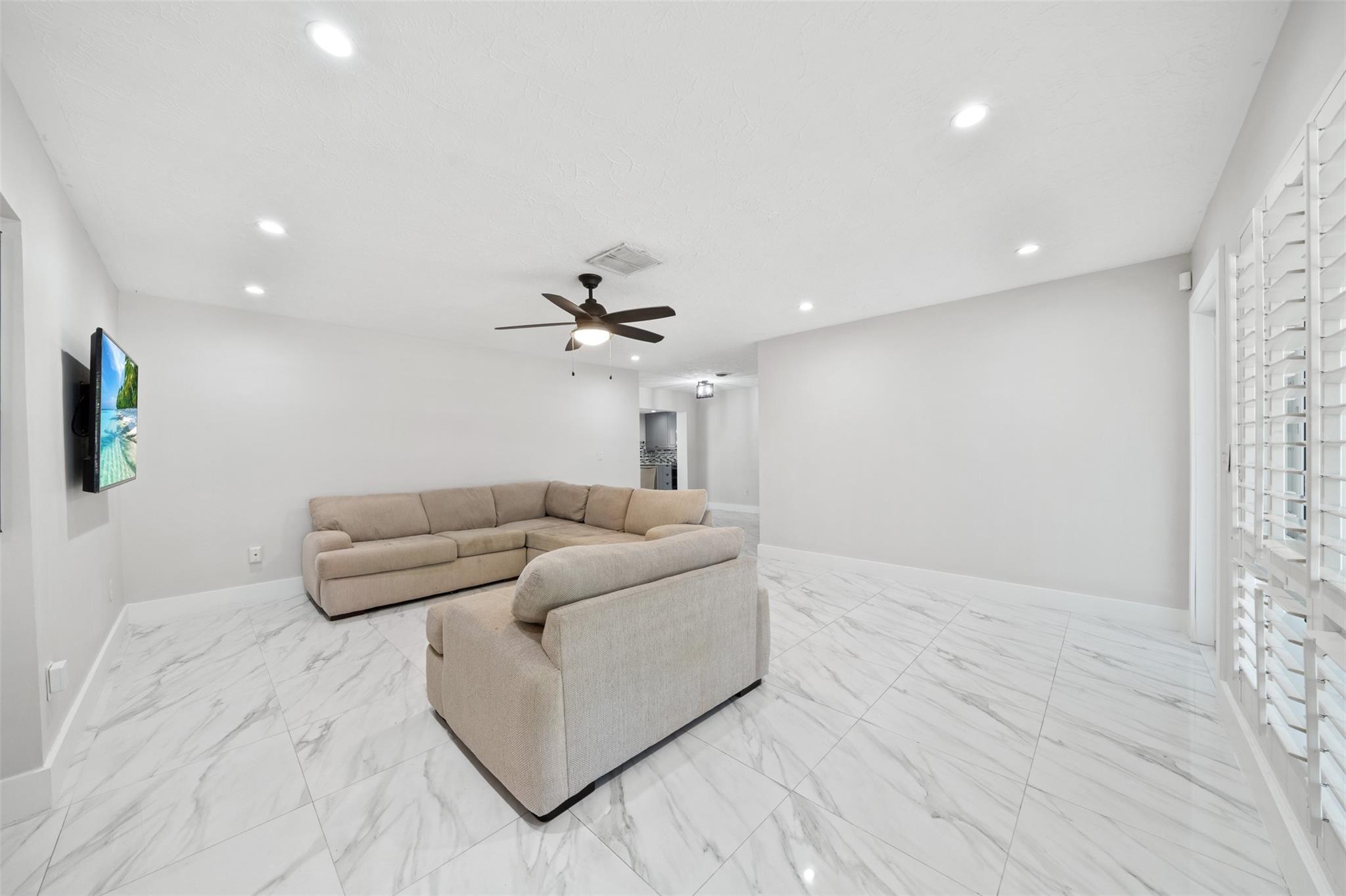 Garden Isles Sec 6 51-10 - Residential