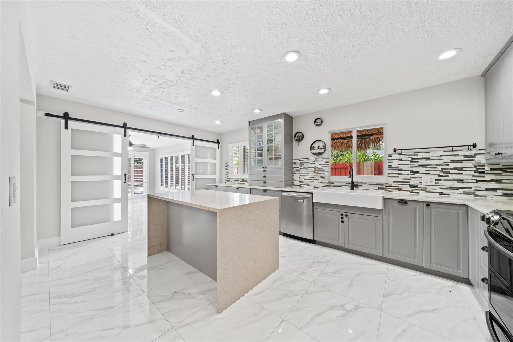 Garden Isles Sec 6 51-10 - Residential