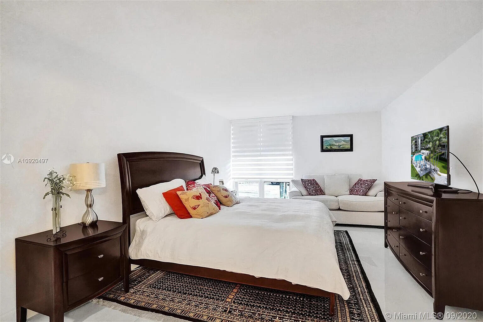 RIVER REACH CONDOMINIUM VI - Residential