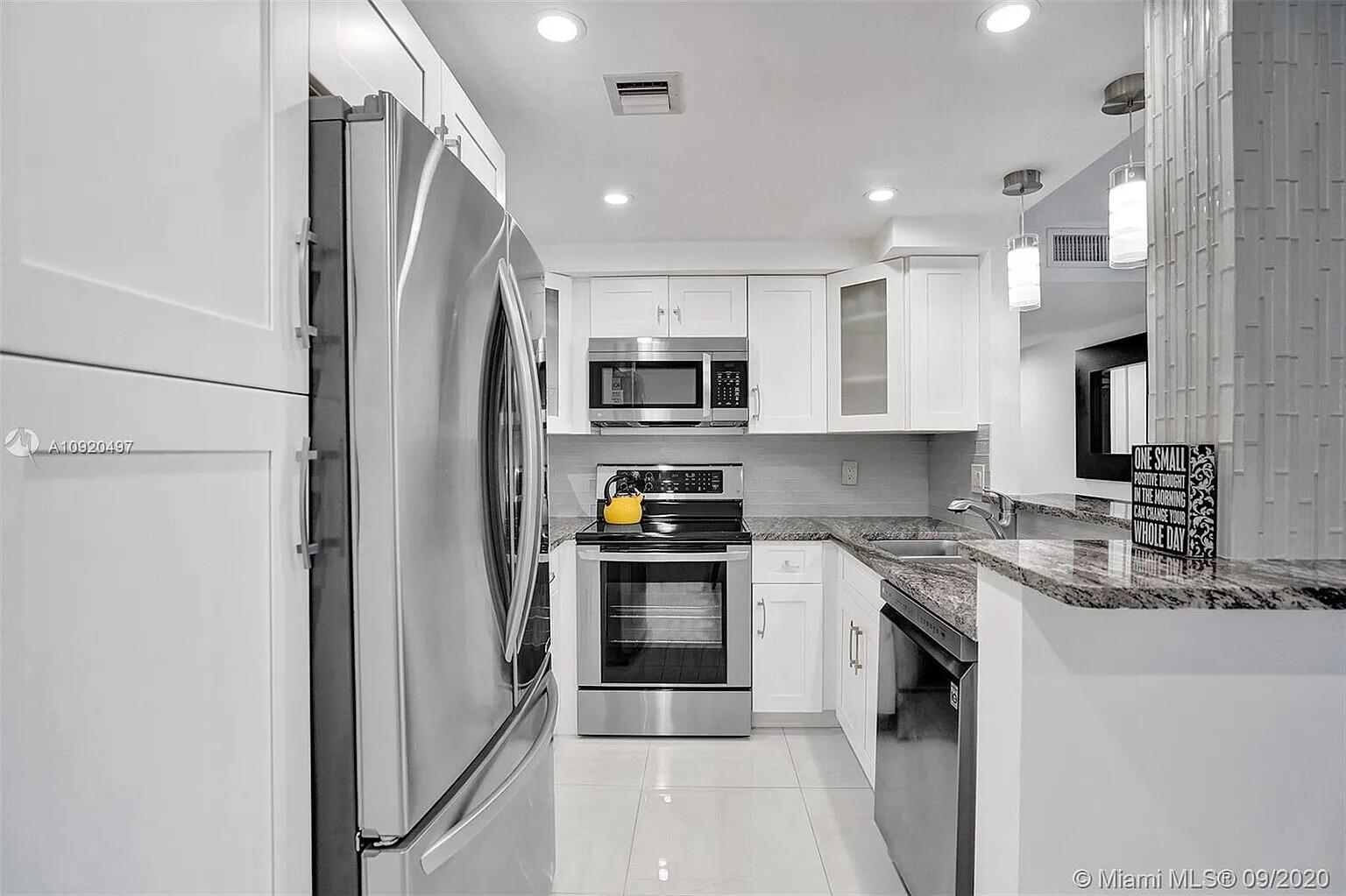 RIVER REACH CONDOMINIUM VI - Residential