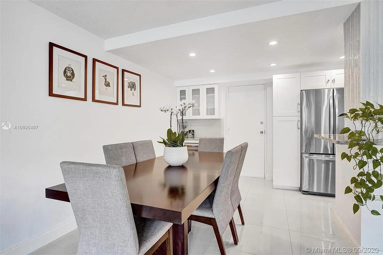 RIVER REACH CONDOMINIUM VI - Residential