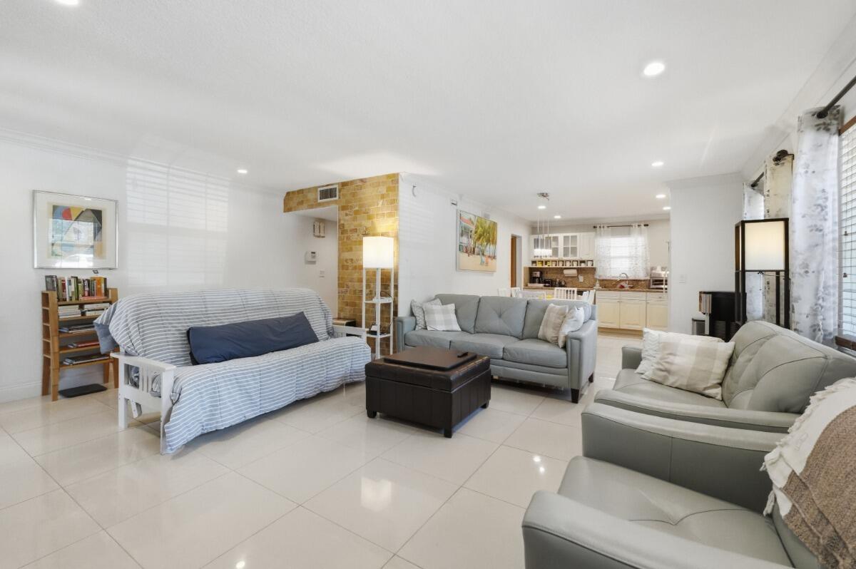 RIVERSIDE ESTATES CONDO - Residential
