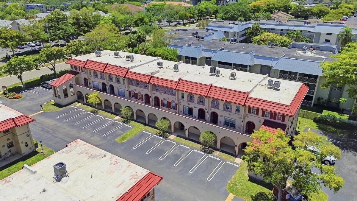 RIVERSIDE ESTATES CONDO - Residential