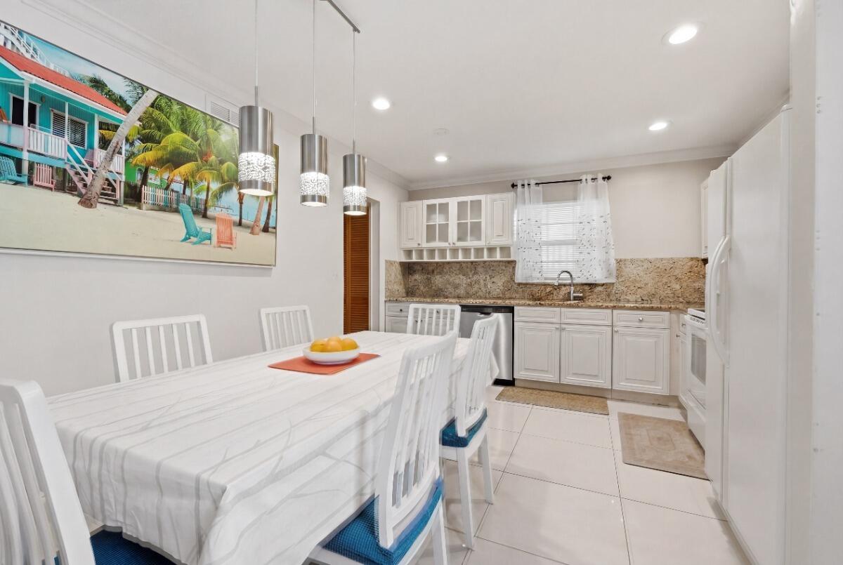 RIVERSIDE ESTATES CONDO - Residential